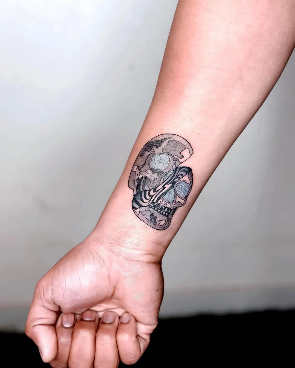 Blackwork tattoo by Kamz Inkzone