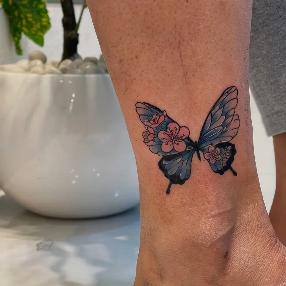 Minimal tattoo by Kamz Inkzone